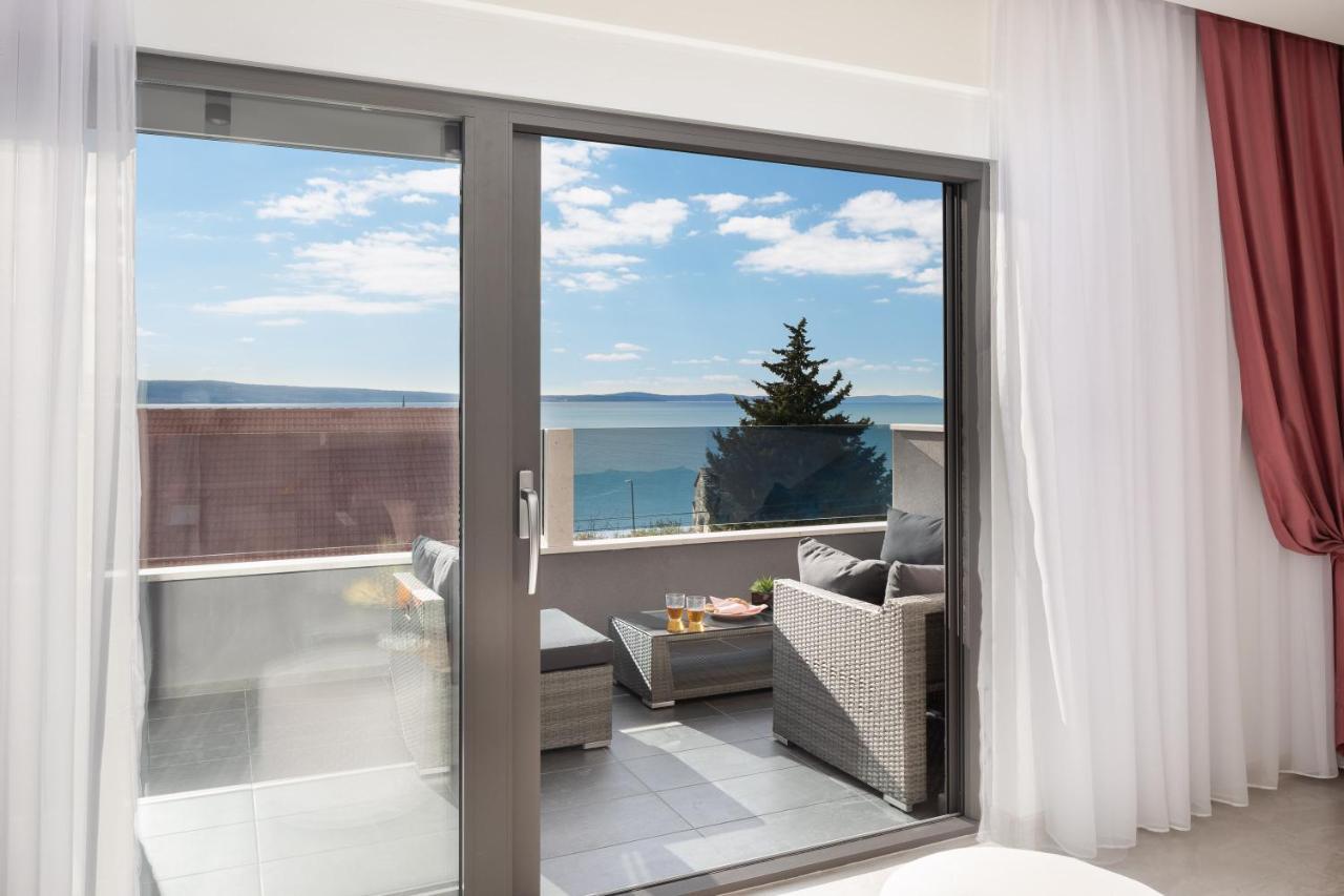 Luxury Apartment Lorena - Private Heated Pool - Єсенице Екстер'єр фото